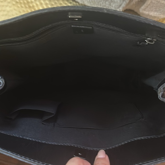 Gucci GG Black Tote Bag Handbag - Picture 4 of 15